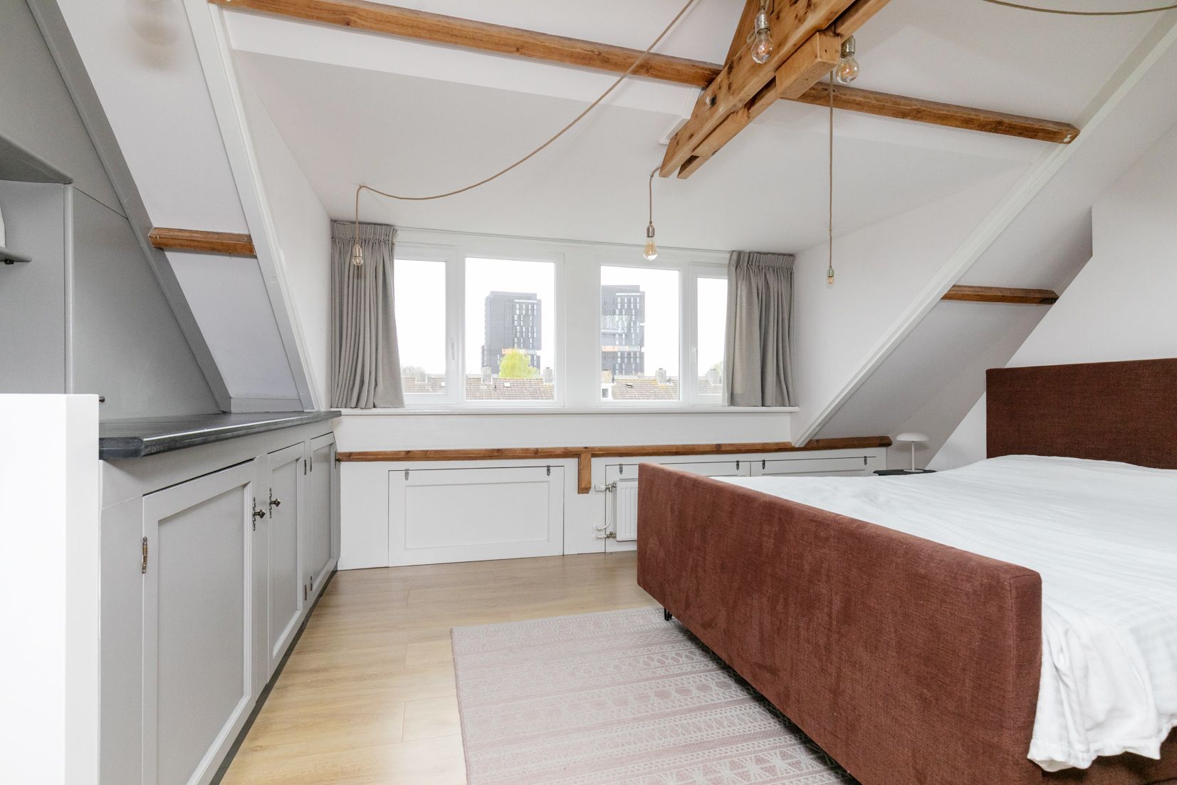 Foto 42 van Willem Barendszstraat 49