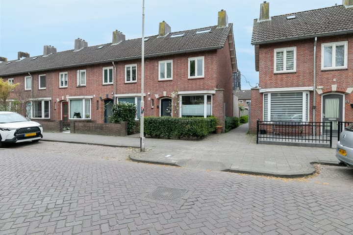 Foto 44 van Willem Barendszstraat 49