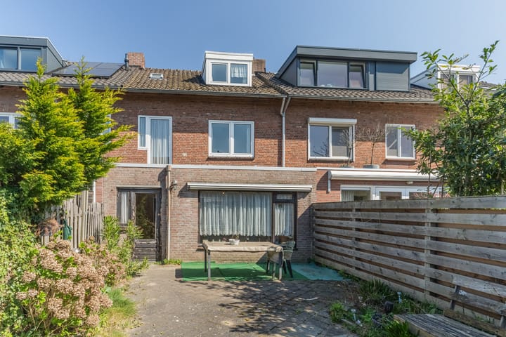 Foto 36 van Dionysius de Karthuizerstraat 42