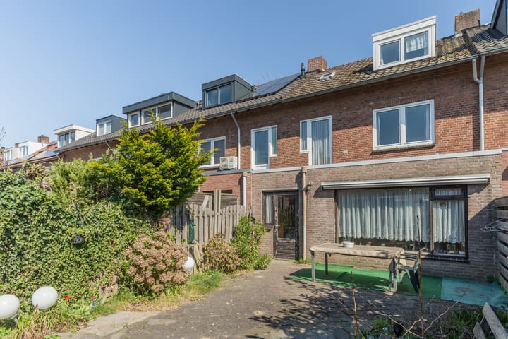 Foto 37 van Dionysius de Karthuizerstraat 42