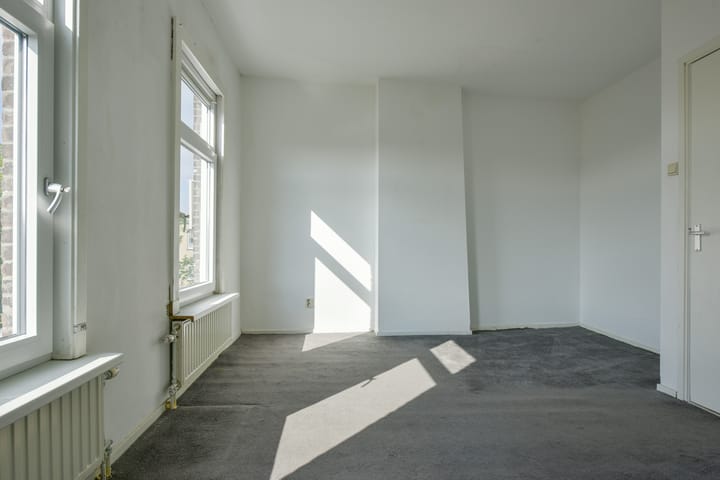 Foto 11 van Javastraat 12-4