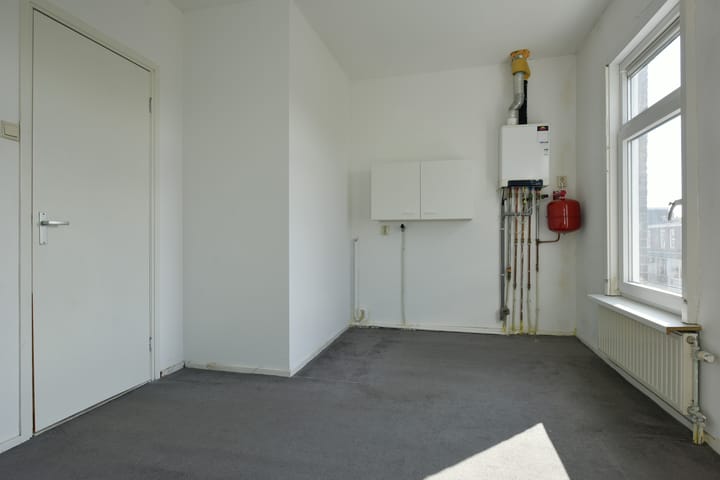 Foto 12 van Javastraat 12-4