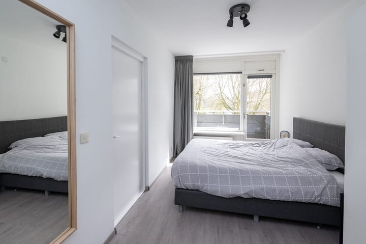 Foto 10 van Straussplein 26