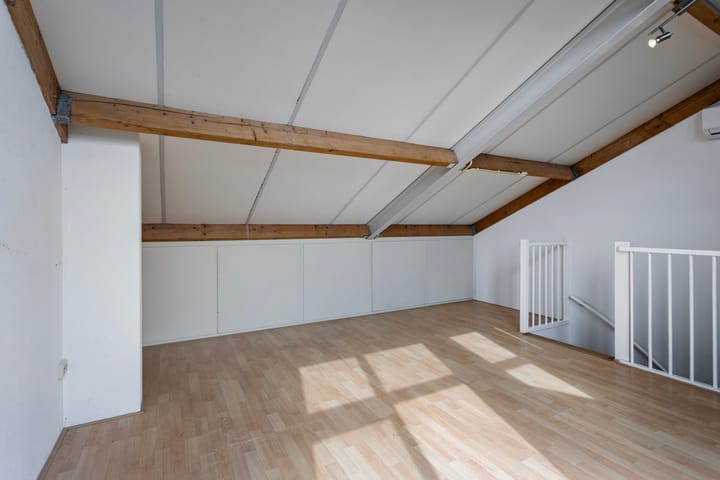 Photo 24 of Gaast 15