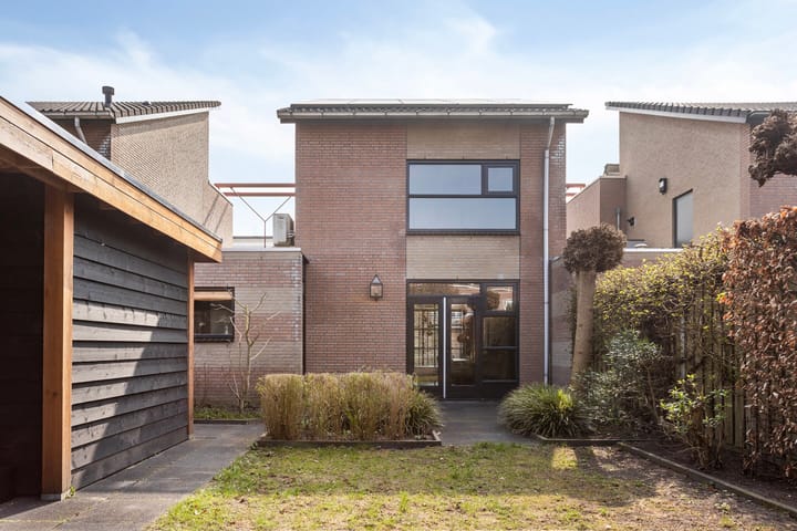 Photo 31 of Gaast 15