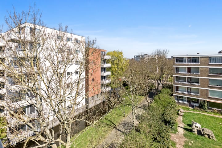 Photo 28 of Mozartstraat 235