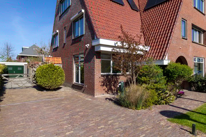 Foto 6 van Molenaarsgraafstraat 4