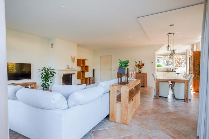 Foto 17 van Molenaarsgraafstraat 4