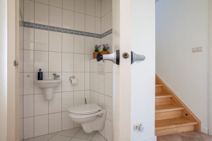 Foto 26 van Molenaarsgraafstraat 4