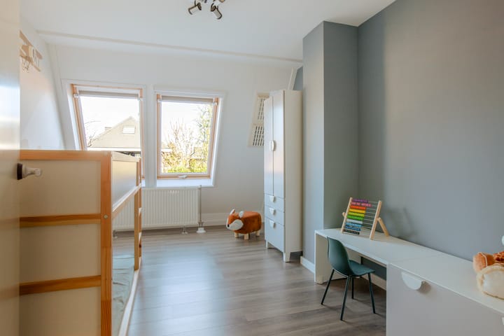 Foto 36 van Molenaarsgraafstraat 4