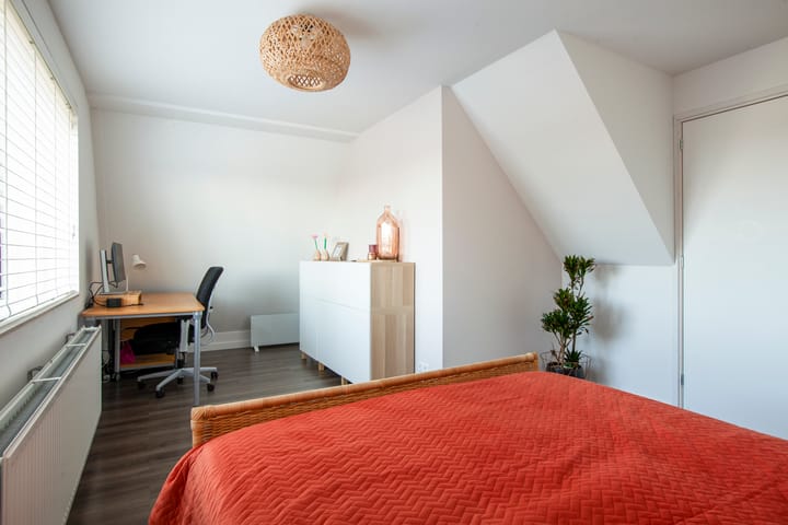 Foto 48 van Molenaarsgraafstraat 4