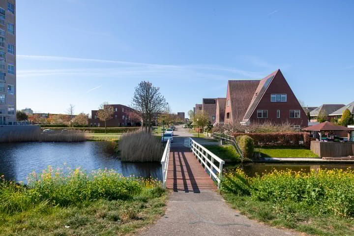 Foto 64 van Molenaarsgraafstraat 4