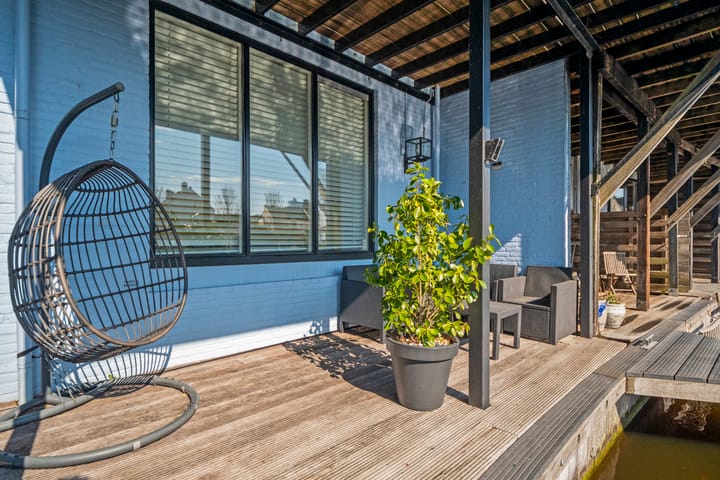 Foto 12 van Pluto 16