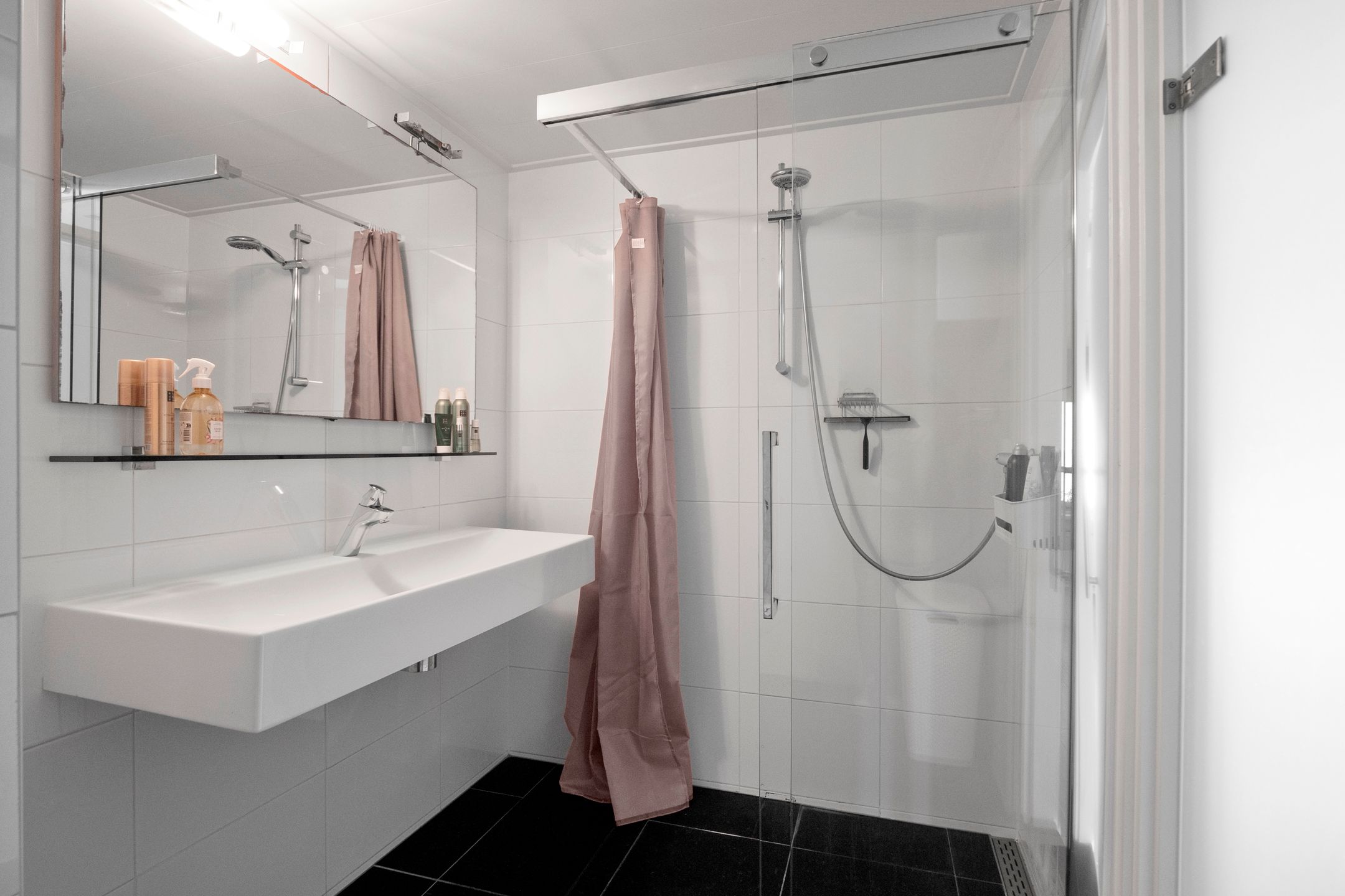 Foto 36 van Pluto 16