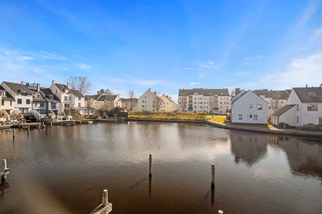 Foto 28 van Pluto 16