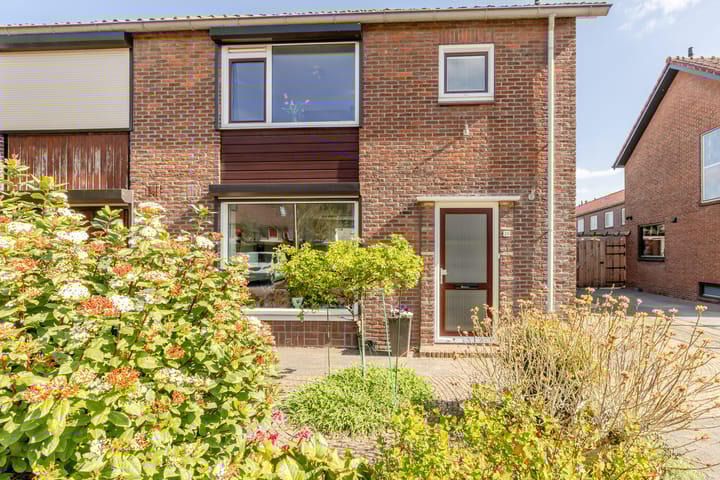 Foto 24 van Hiesveltstraat 20