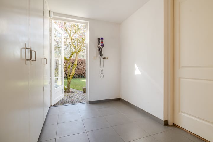 Photo 20 of Ulvenhoutselaan 54