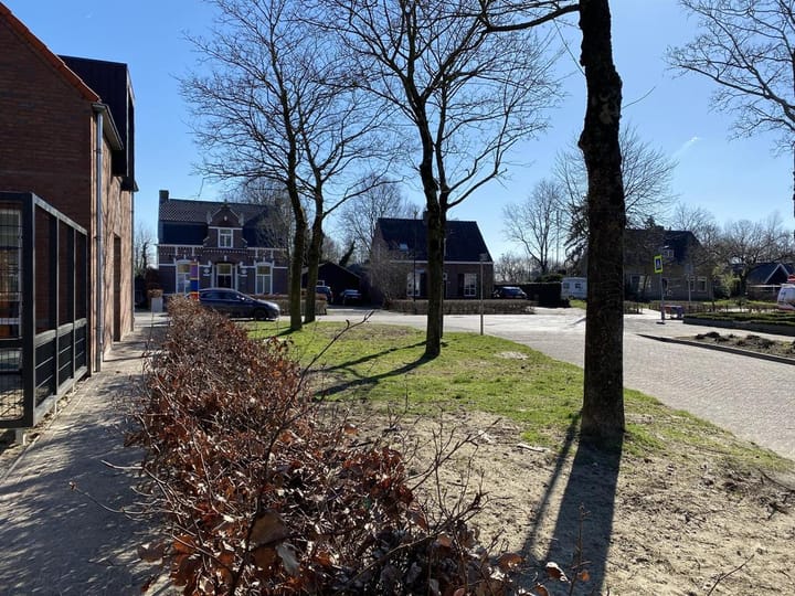 Photo 33 of Langeweg 10-A