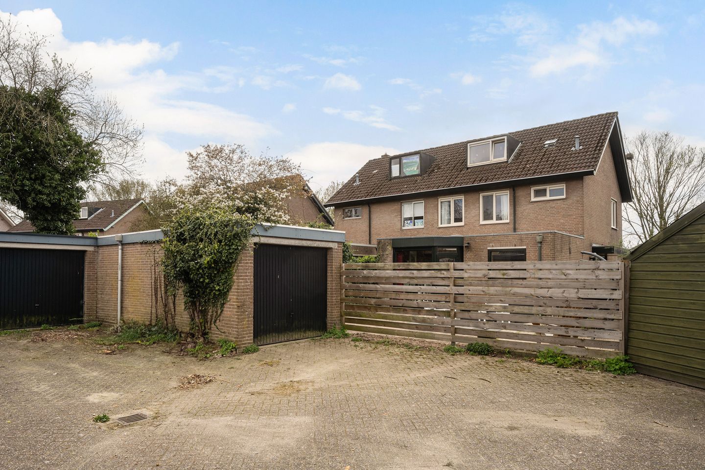 Foto 5 van Randweg 144