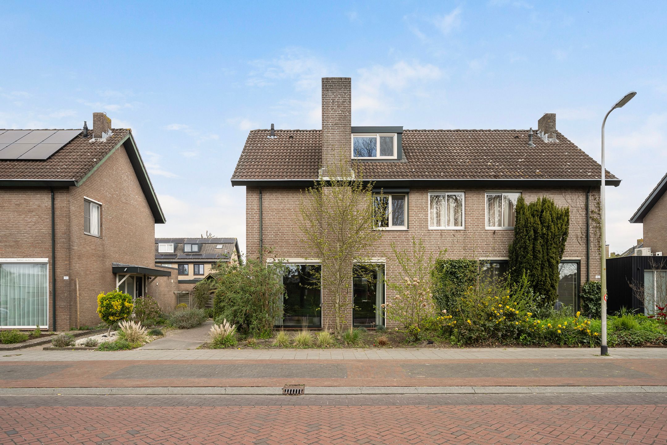 Foto 6 van Randweg 144