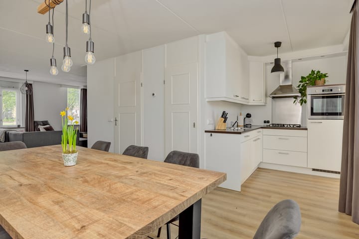 Foto 3 van Avondrood 12