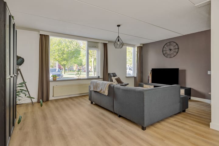 Foto 10 van Avondrood 12