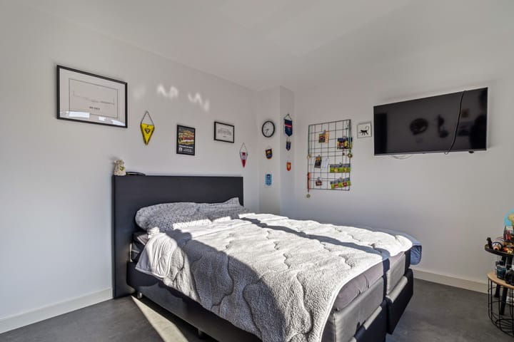 Foto 15 van Burgemeester Bloemartsstraat 18