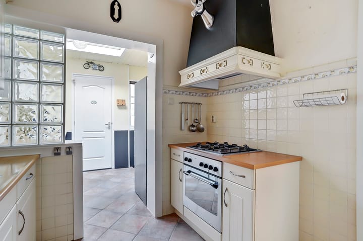 Foto 17 van van Rijnstraat 3