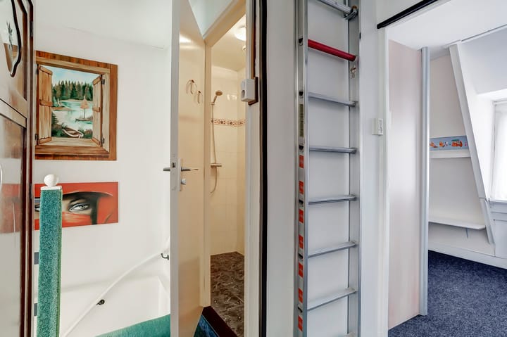 Foto 23 van van Rijnstraat 3