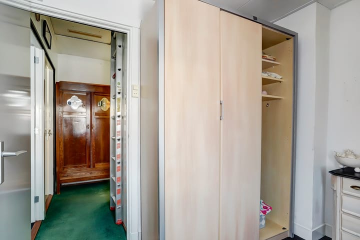 Foto 32 van van Rijnstraat 3