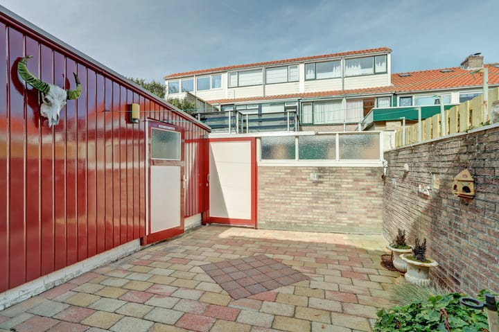 Foto 35 van van Rijnstraat 3