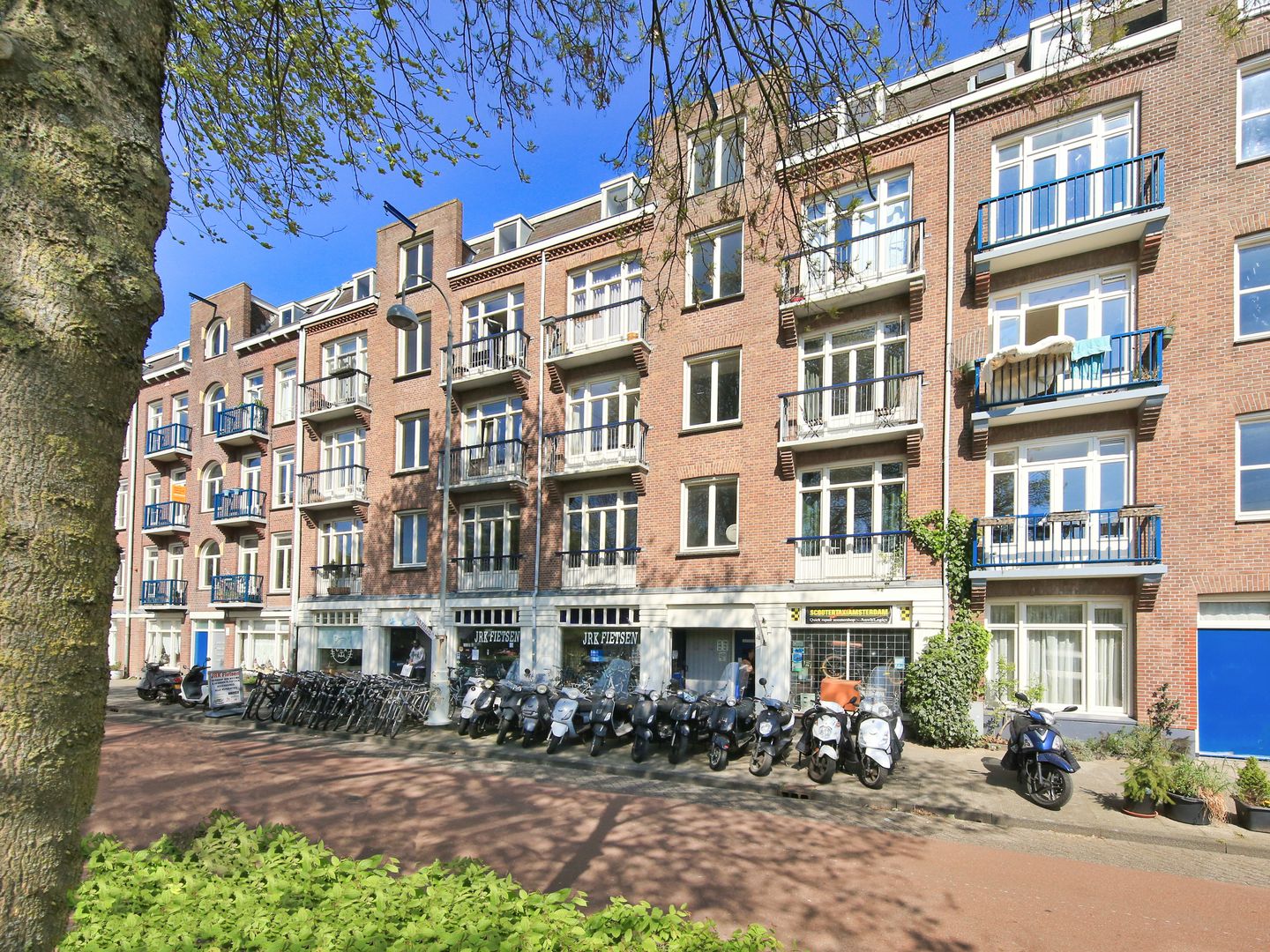 Photo 1 of Zaanstraat 146