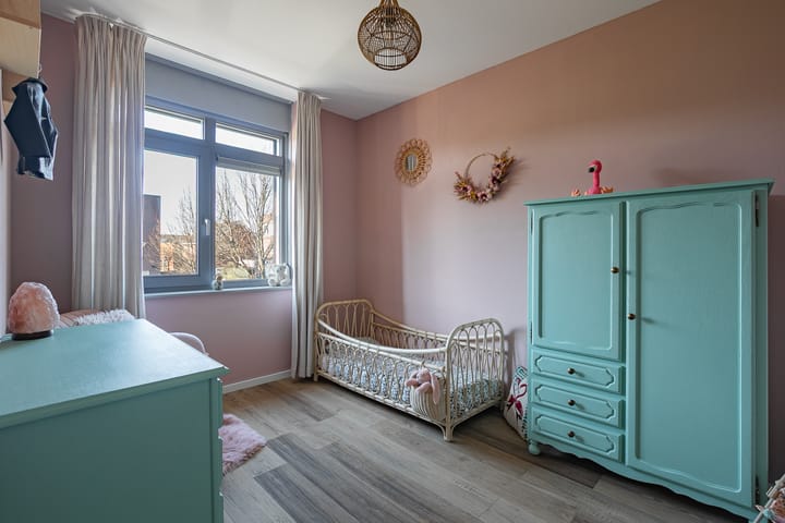 Photo 10 of Steenuil 47