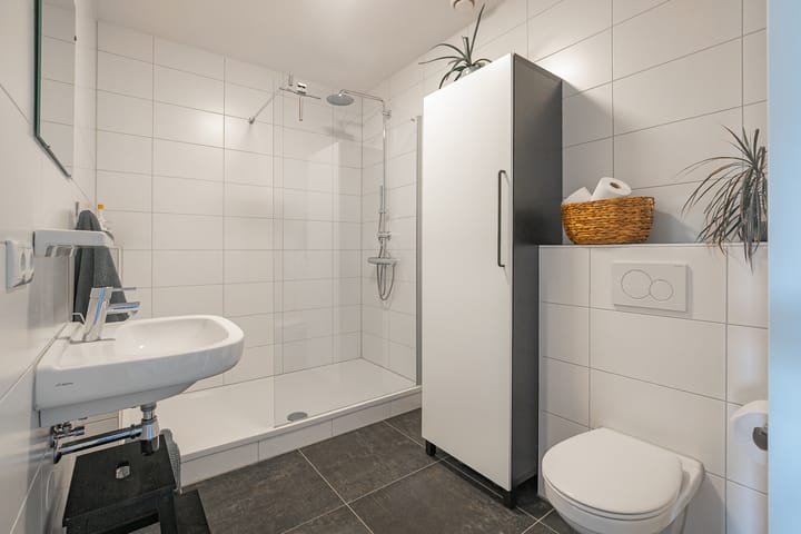 Photo 11 of Steenuil 47