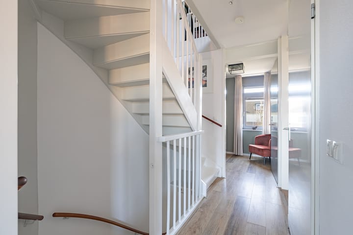 Photo 12 of Steenuil 47