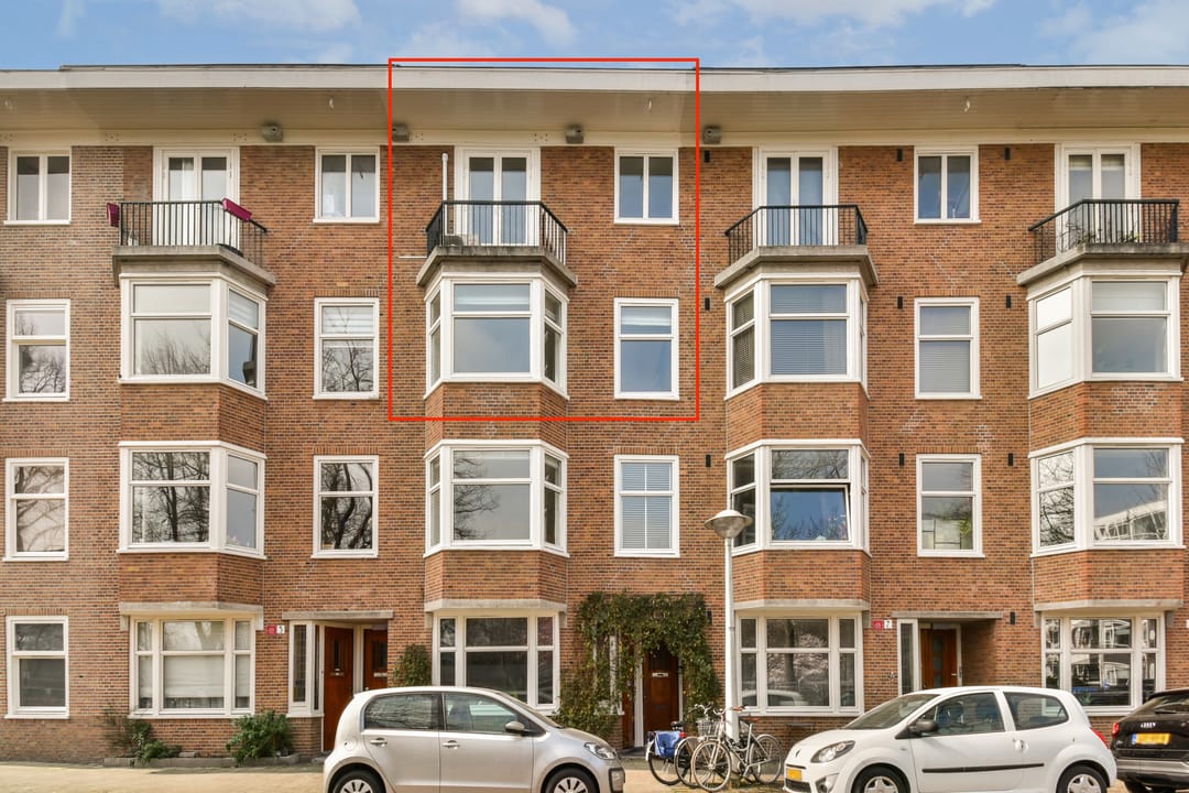 Photo 2 of Uiterwaardenstraat 5-2