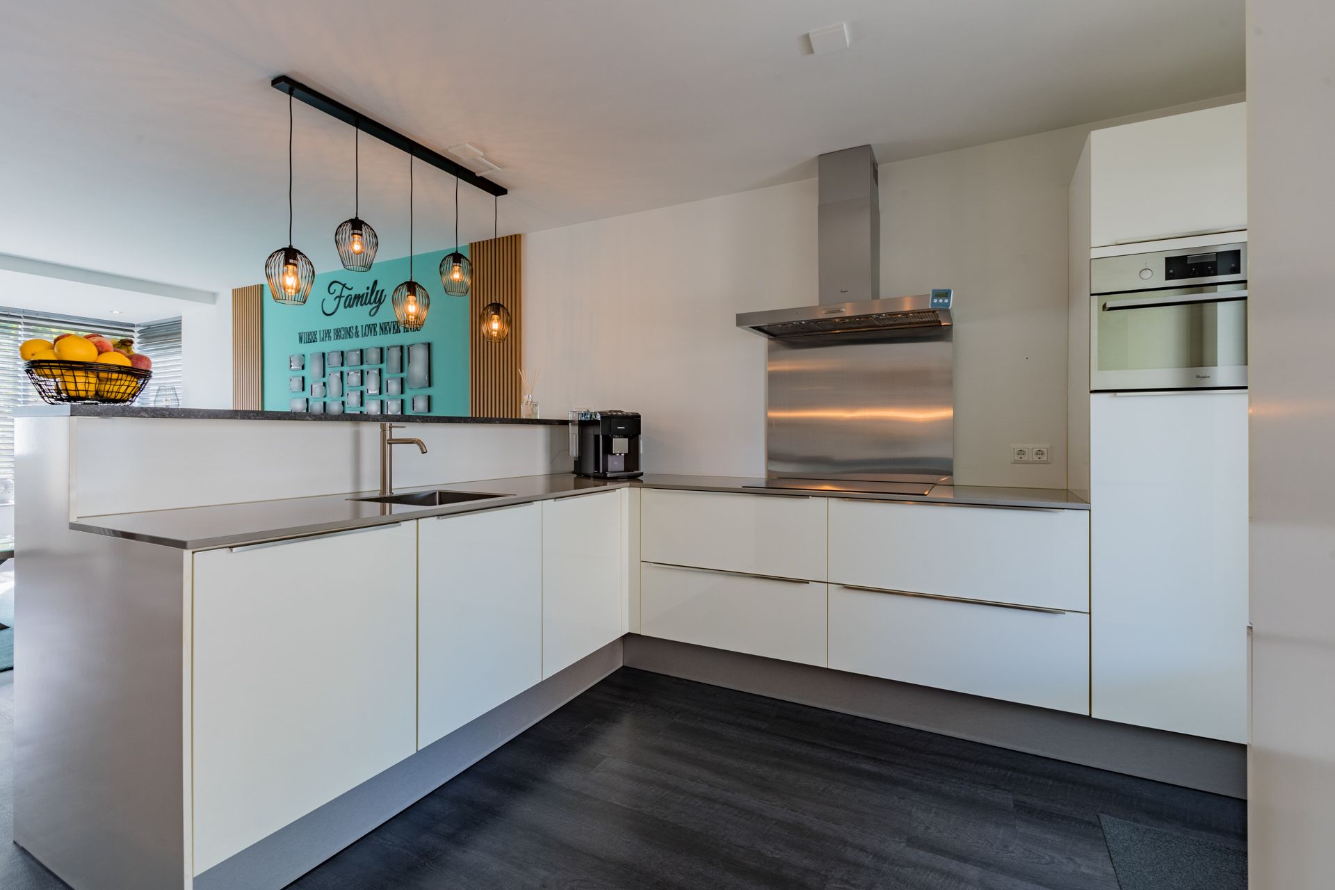 Foto 3 van Van Limburg Stirumlaan 1