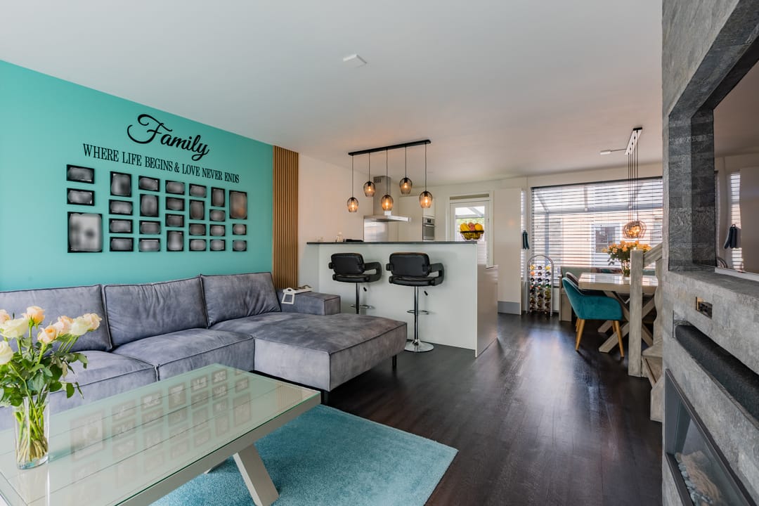 Foto 8 van Van Limburg Stirumlaan 1