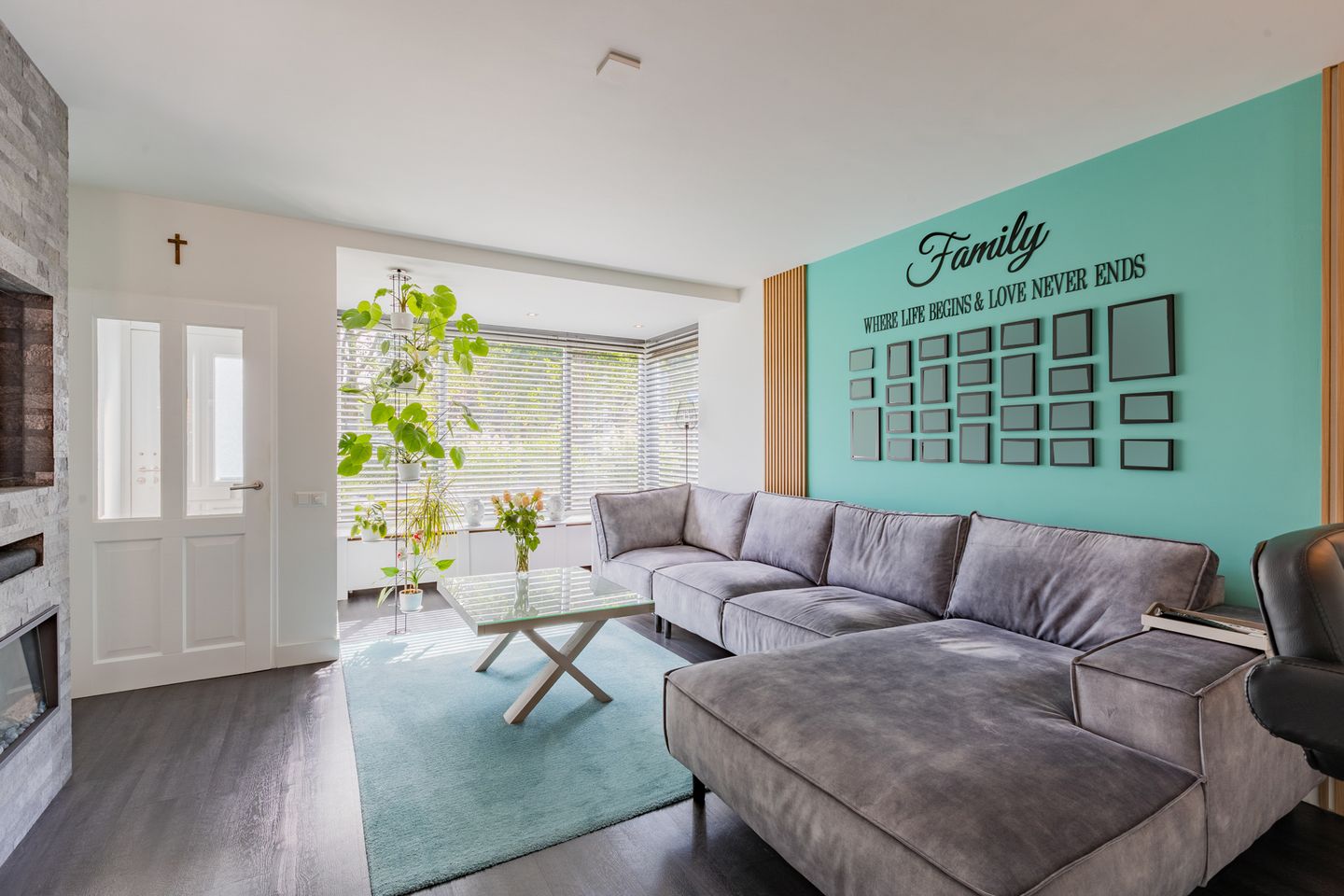 Foto 10 van Van Limburg Stirumlaan 1