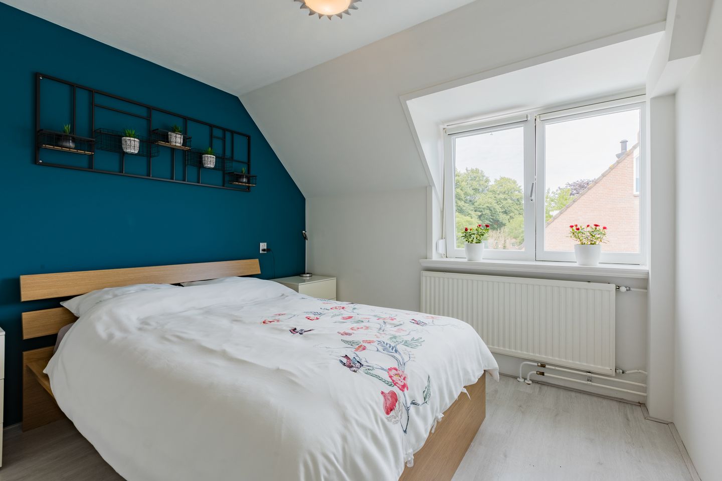 Foto 19 van Van Limburg Stirumlaan 1