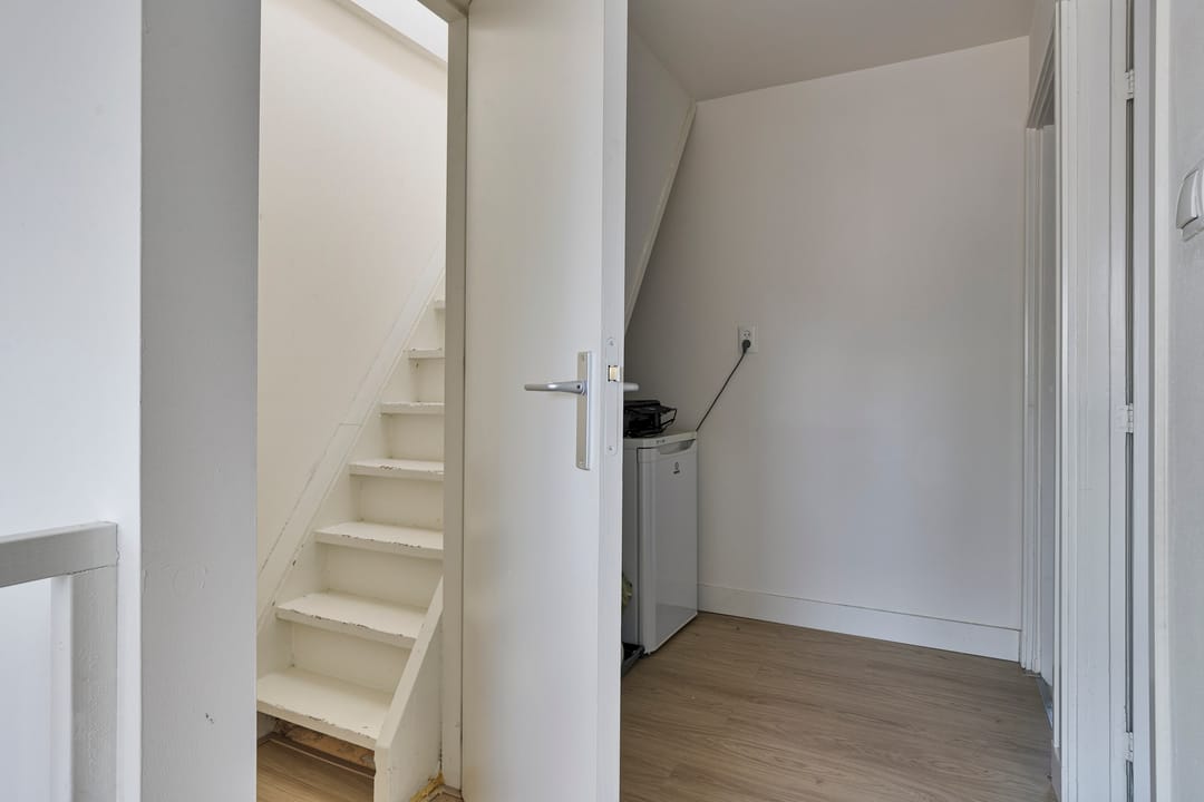 Photo 22 of Noord-Besterdstraat 43