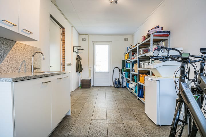 Photo 20 of Kalkplein 14