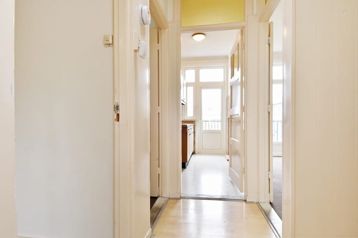 Foto 15 van Oudemansstraat 212