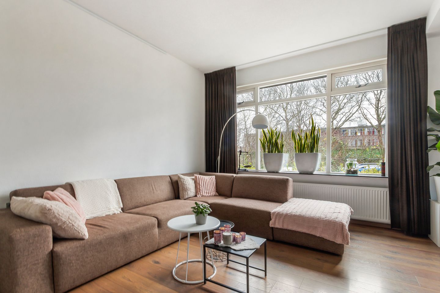 Foto 10 van Madoerastraat 40