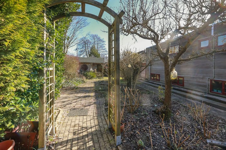 Photo 39 of Jaagpad 42