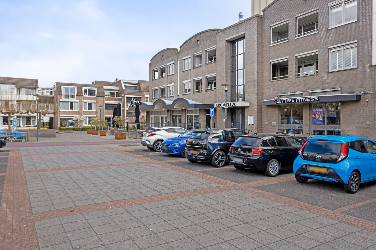 Photo 4 of Vincent van Goghplein 113