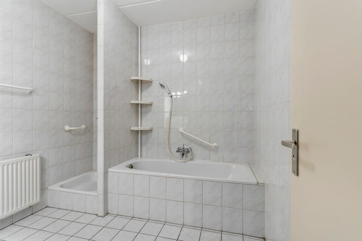 Foto 24 van Vincent van Goghplein 113