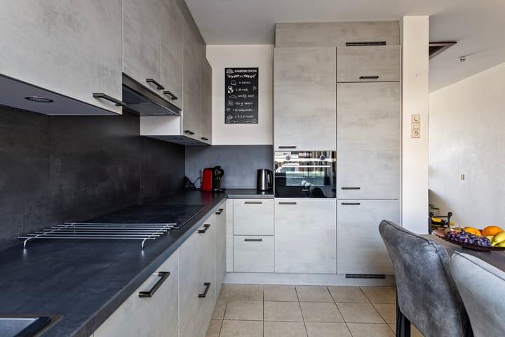 Foto 11 van Damaststraat 56