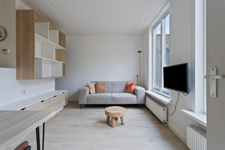 Foto 3 van Van der Lubbehof 27-B