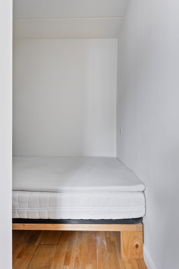 Photo 18 of Van der Lubbehof 27-B